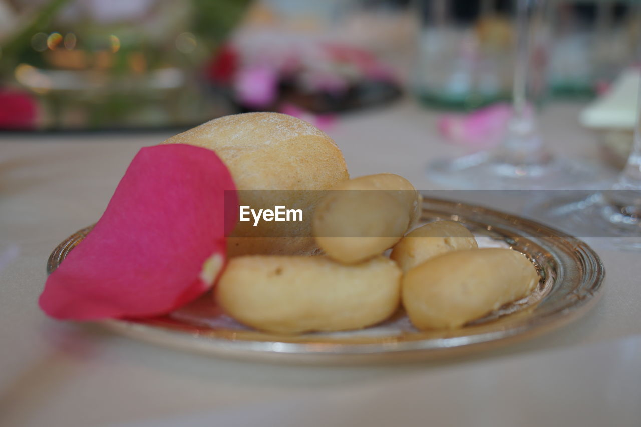 CLOSE-UP OF DESSERT ON TABLE