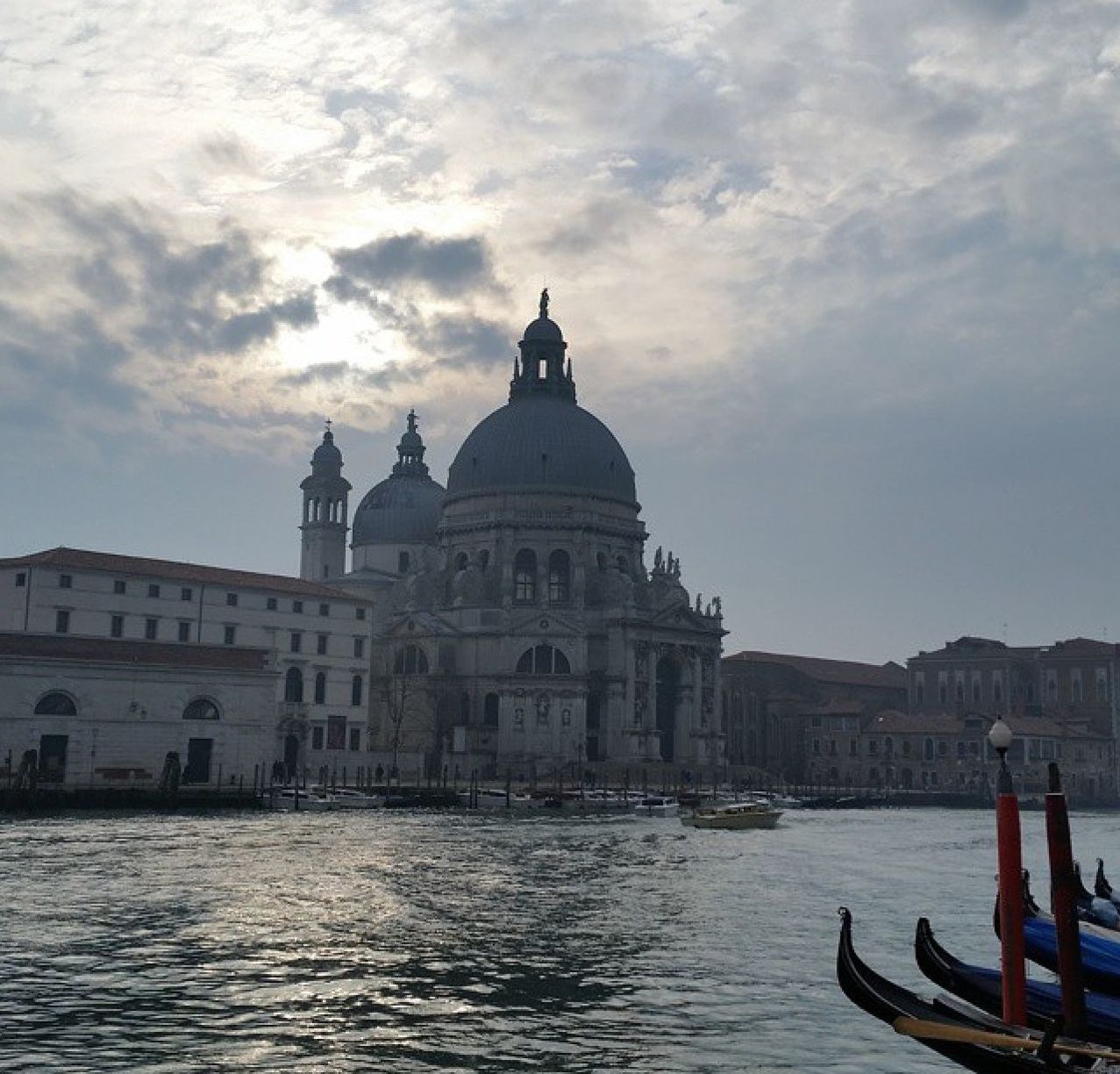 Grand canal with view on santa maria della salute