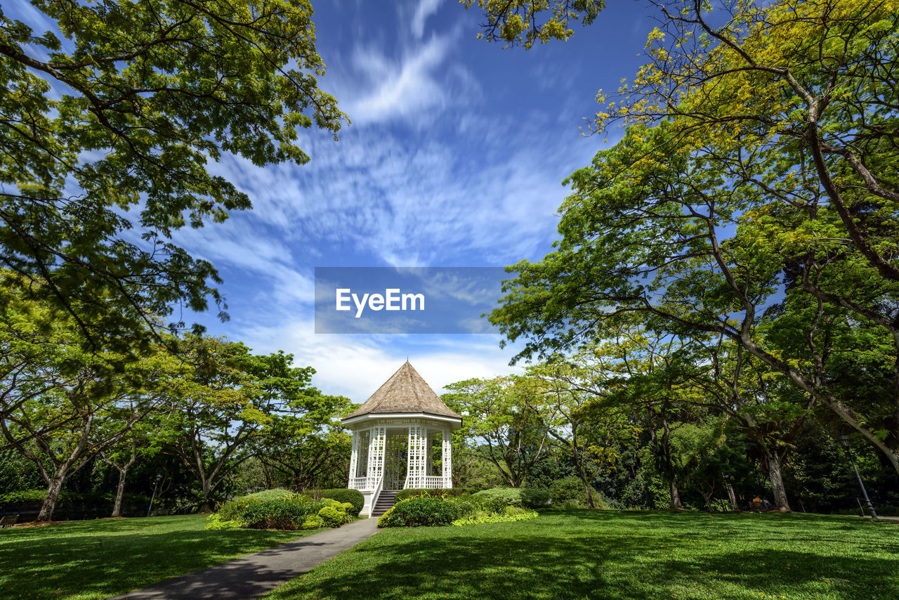 Gazebo at singapore botanic gardens against blue sky
