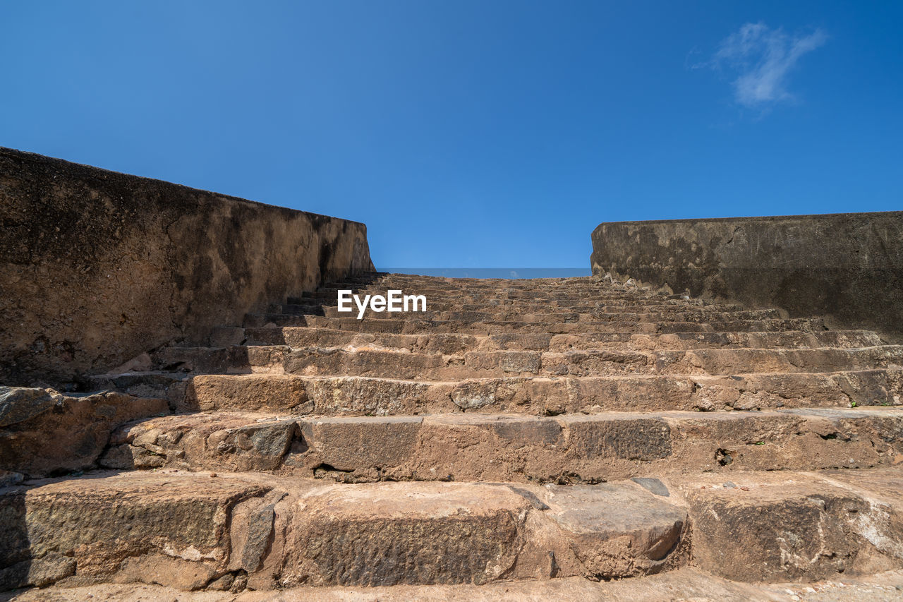 VIEW OF OLD RUINS