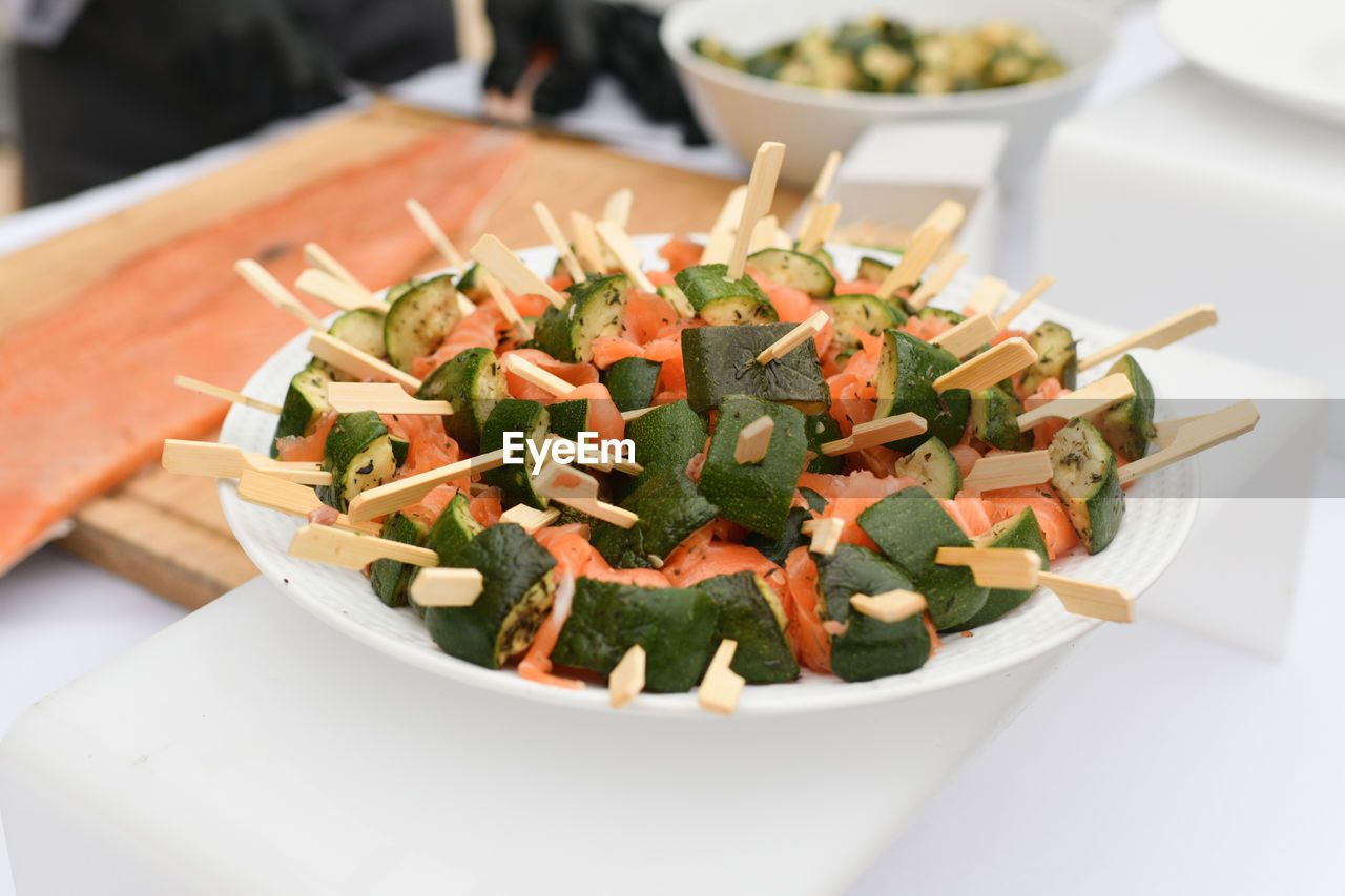 The salmon skewers with zucchini wedding catering