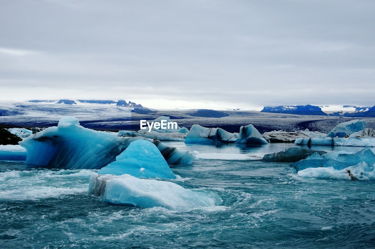 Scenic view of jokulsarlon lagoon