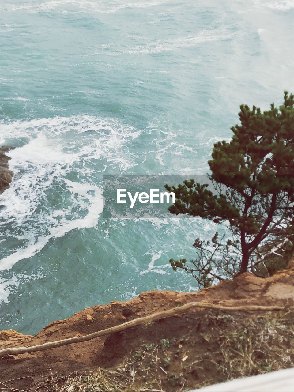 SCENIC VIEW OF SEA