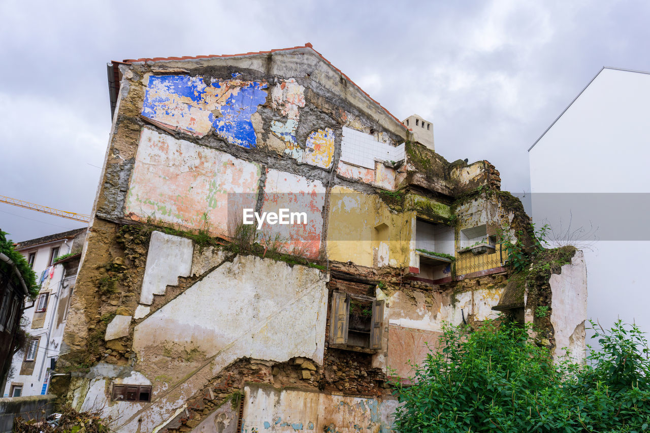 Ruins of a building with remnants of furnishings in portugal