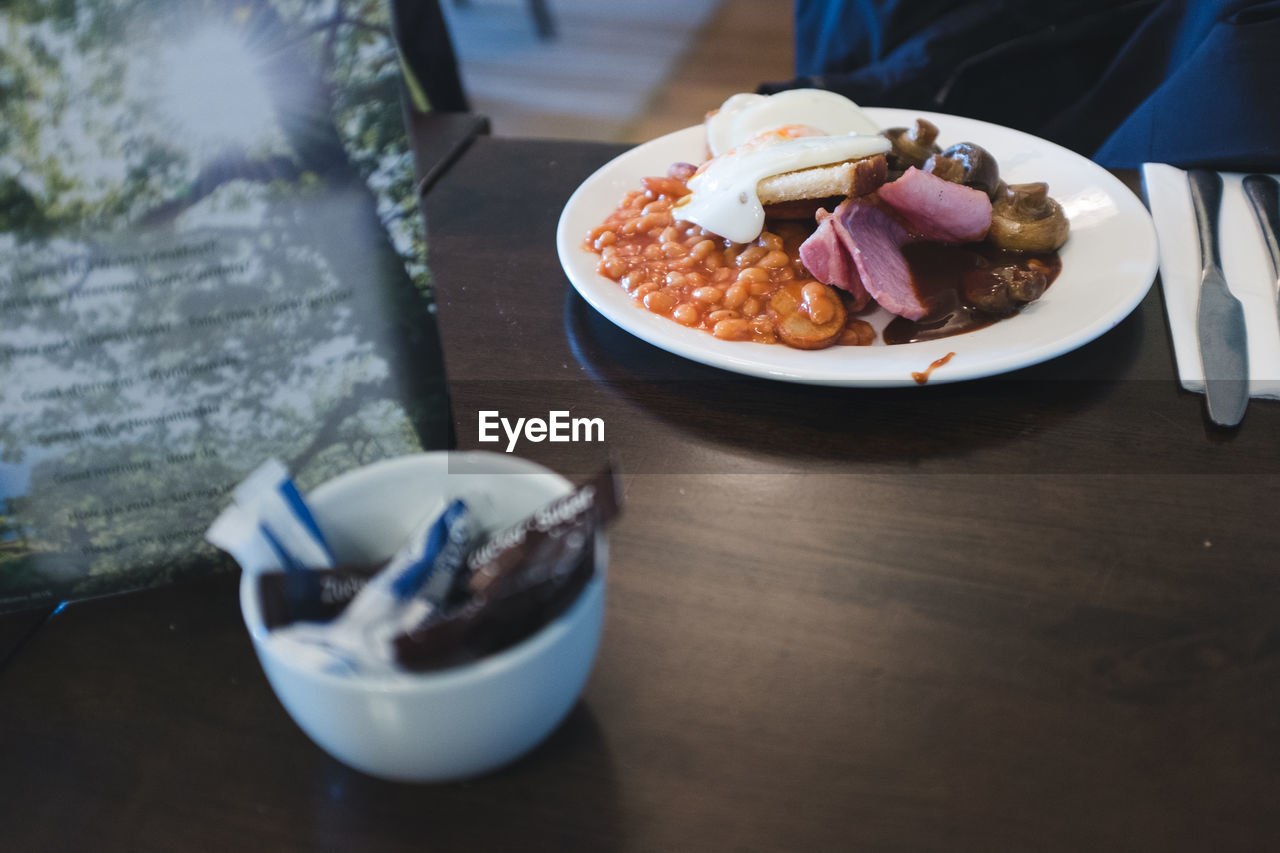 Bowl Breakfast Day Food Food And Drink Freshness High Angle View Indoors  No People Plate Ready-to-eat Serving Size Table Toasted Bread Unhealthy Eating