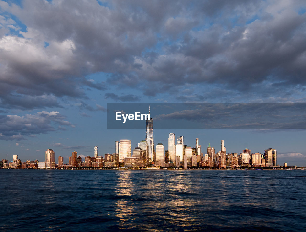 New york city skyline with freedom tower