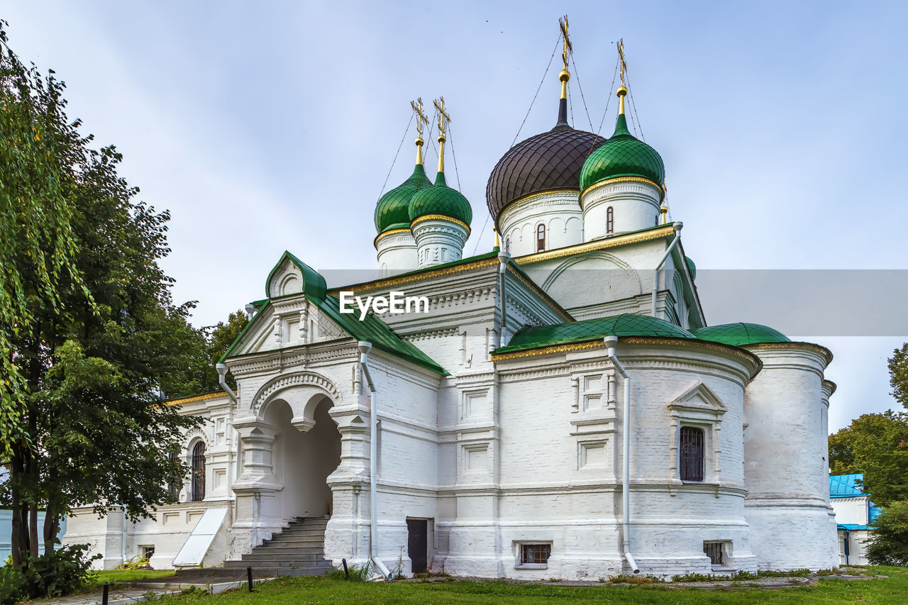 Cathedral of the theodore of stratelates in feodorovsky monastery in pereslavl-zalessky, russia