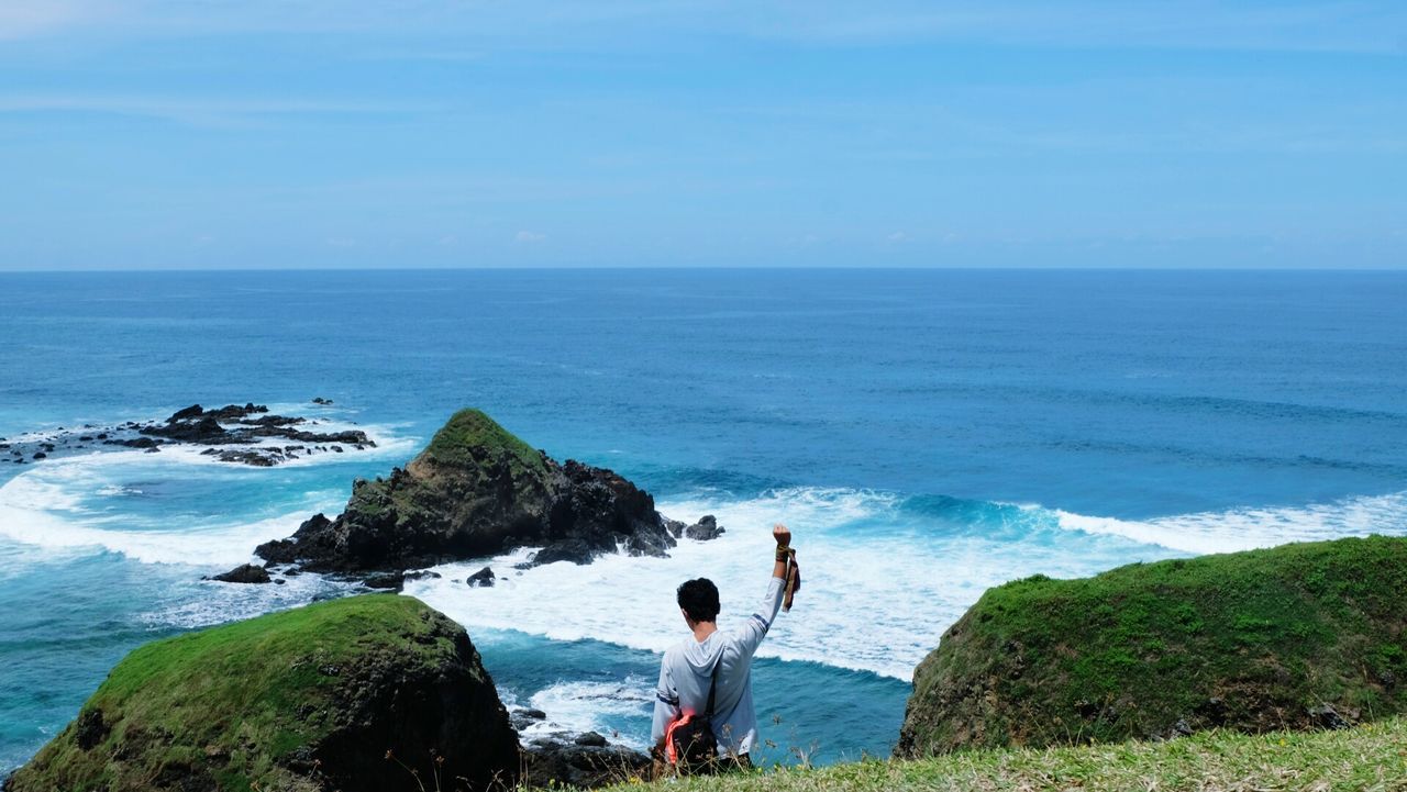 Scenic view of sea against clear sky