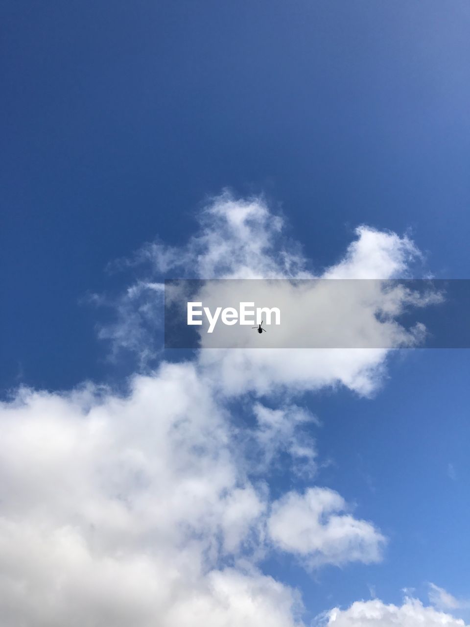 LOW ANGLE VIEW OF CLOUDY SKY