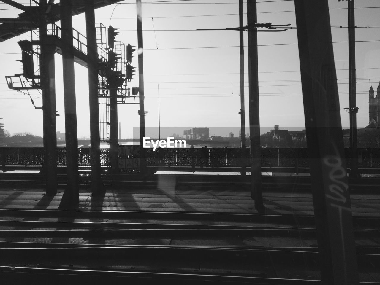 RAILROAD STATION PLATFORM AGAINST SKY