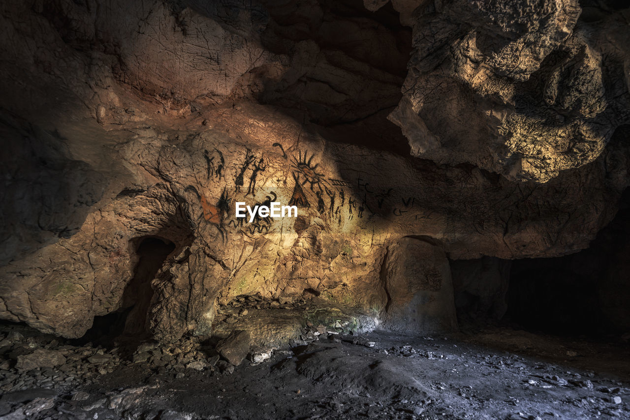 ROCK FORMATION IN CAVE AT HOME