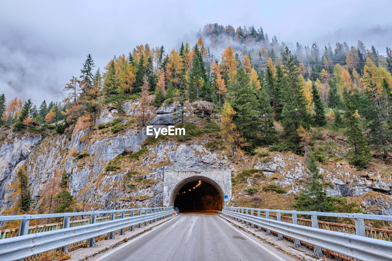 Road passing through tunnel