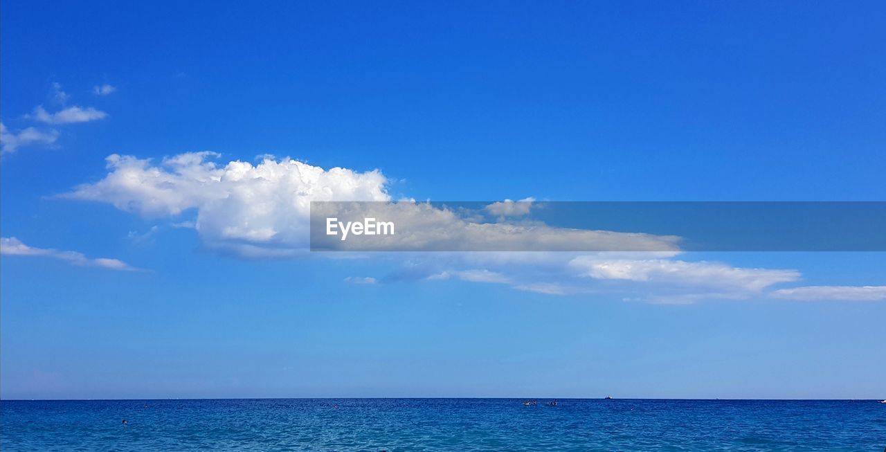 IDYLLIC VIEW OF SEA AGAINST SKY