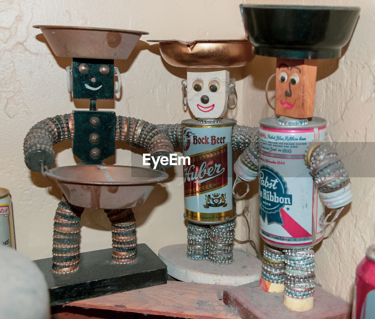 CLOSE-UP OF STUFFED TOYS ON TABLE