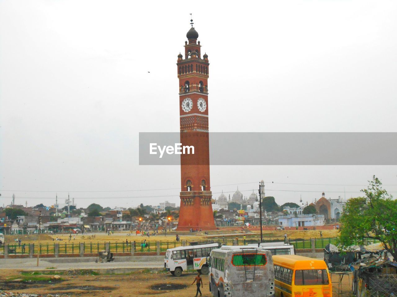 VIEW OF TOWER IN CITY