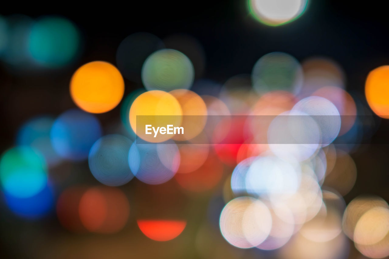 DEFOCUSED LIGHTS