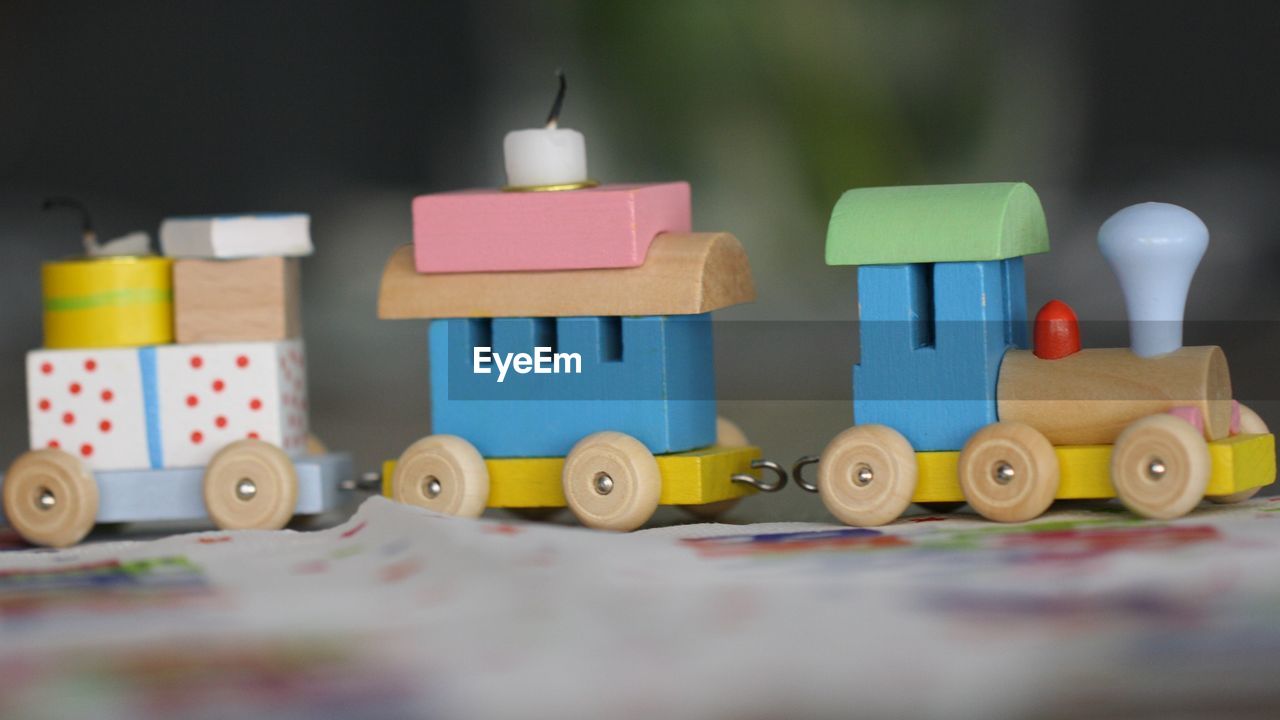 CLOSE-UP OF STUFFED TOY ON TABLE