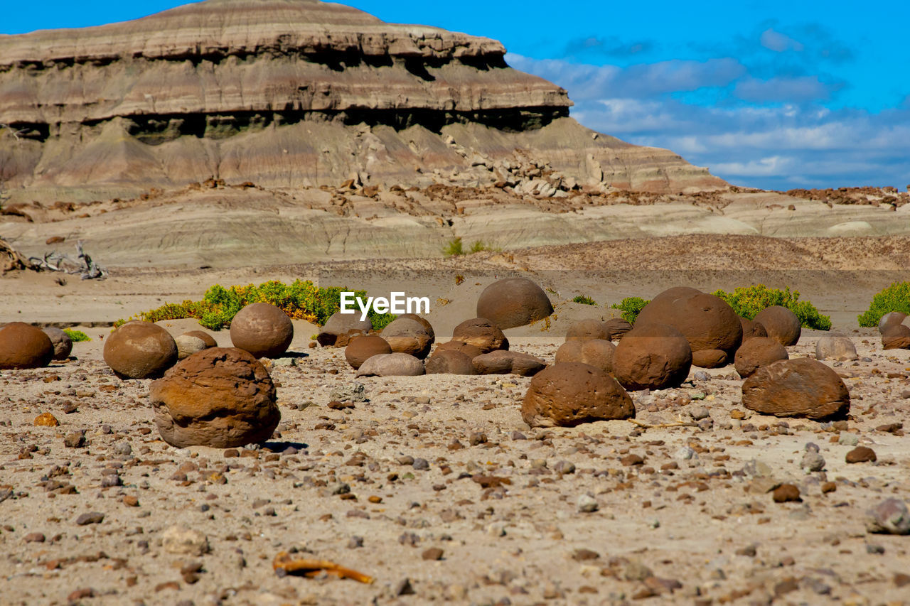 VIEW OF ROCKS ON LAND