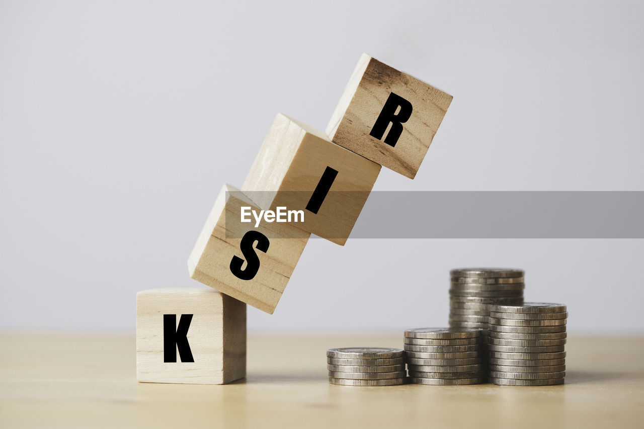 finance, business, currency, savings, wealth, coin, investment, studio shot, indoors, finance and economy, business finance and industry, success, large group of objects