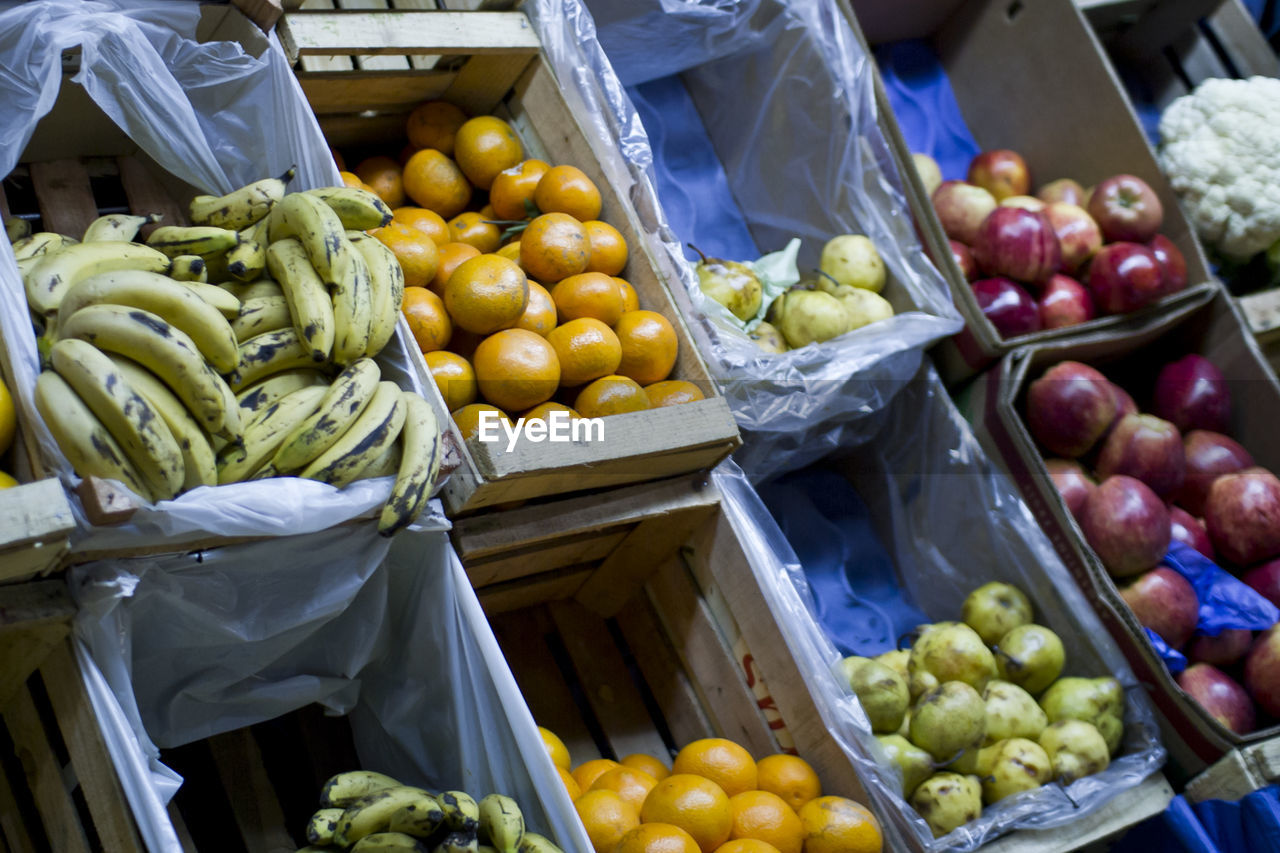 VARIOUS FRUITS FOR SALE IN MARKET