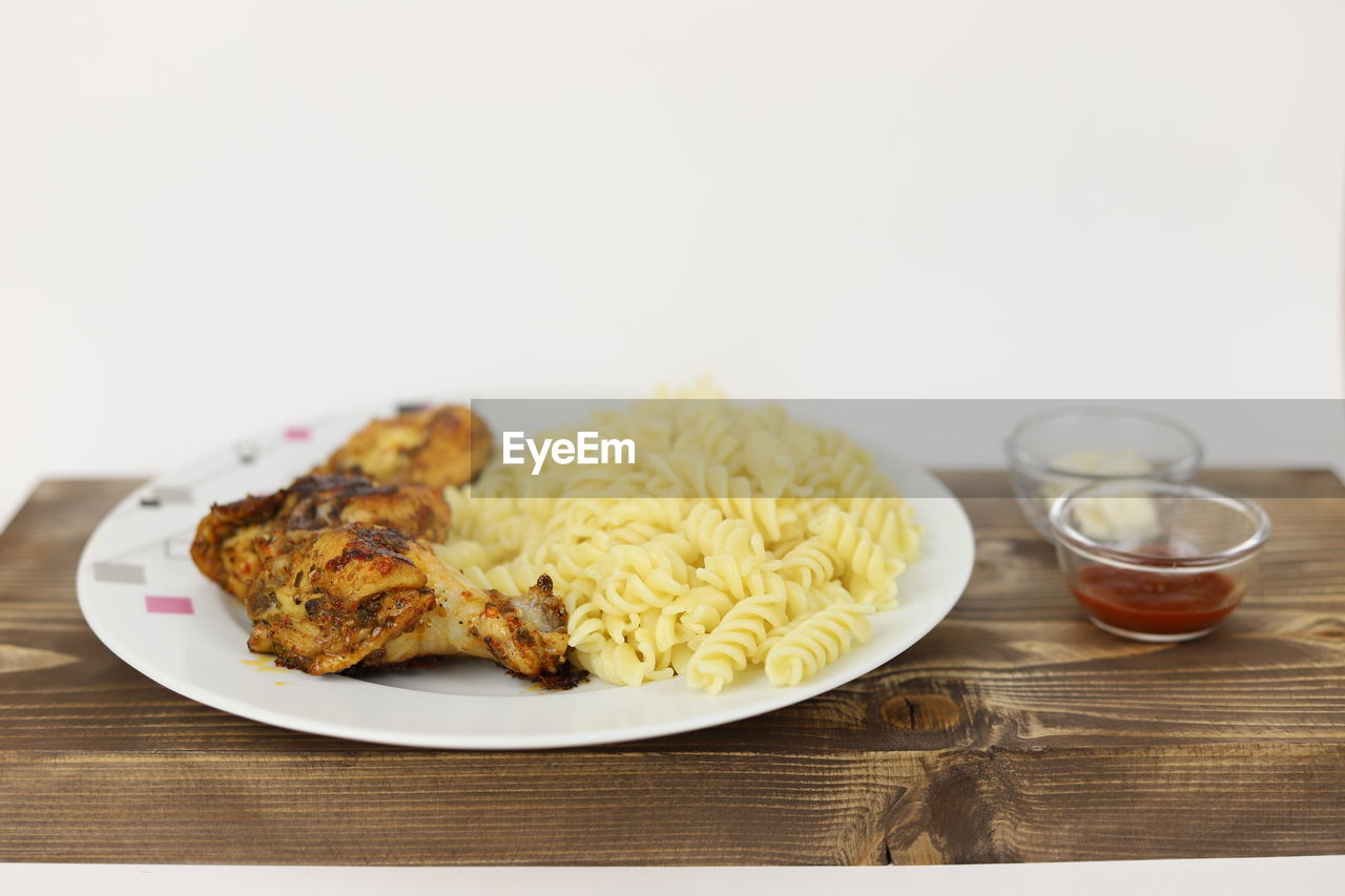 food and drink, food, plate, dish, healthy eating, breakfast, indoors, wellbeing, table, produce, cuisine, freshness, meal, no people, studio shot, wood, drink, vegetable, still life, copy space, crockery, bowl