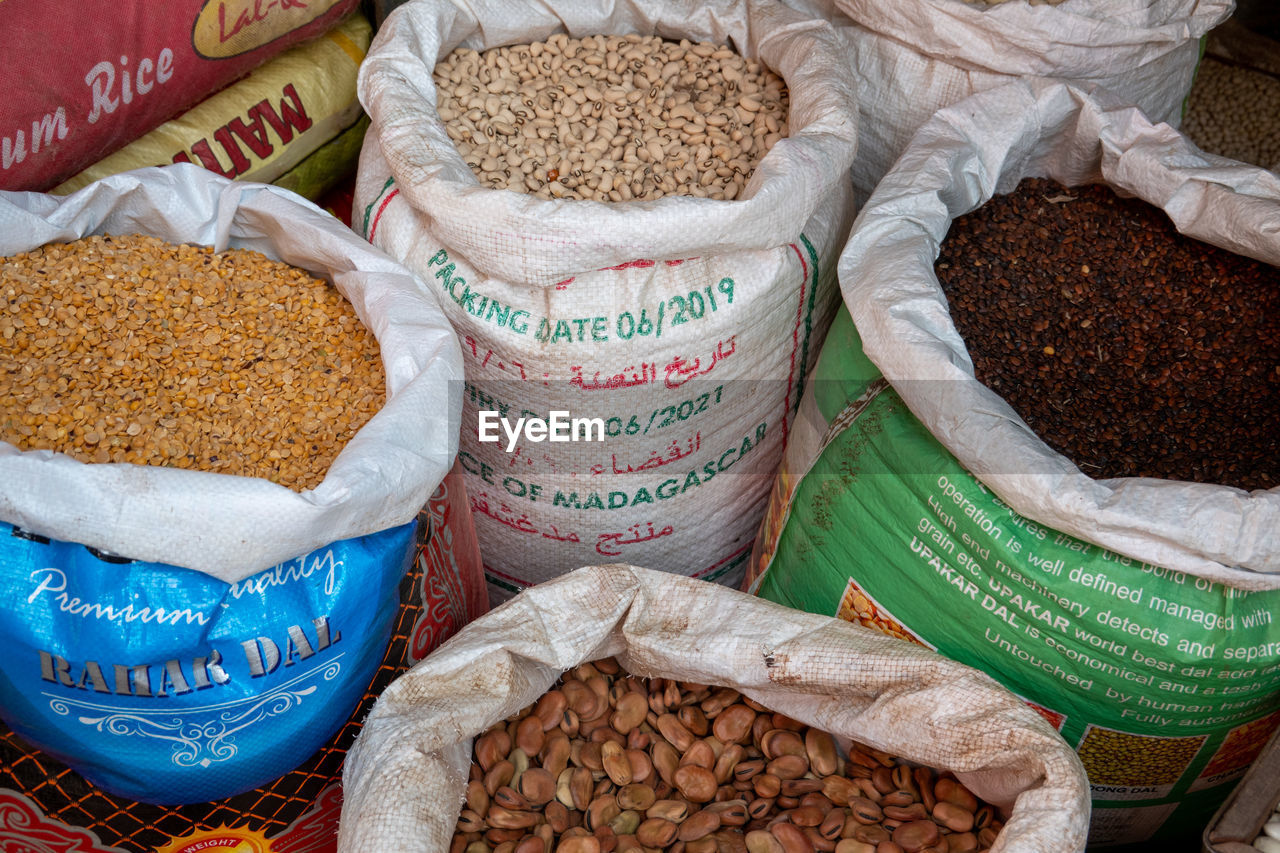 HIGH ANGLE VIEW OF FOOD FOR SALE IN MARKET