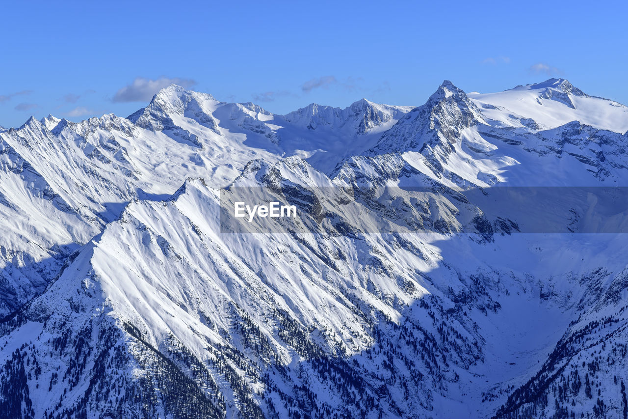 Austria, tyrol, view of snowcapped peaks in zillertal alps