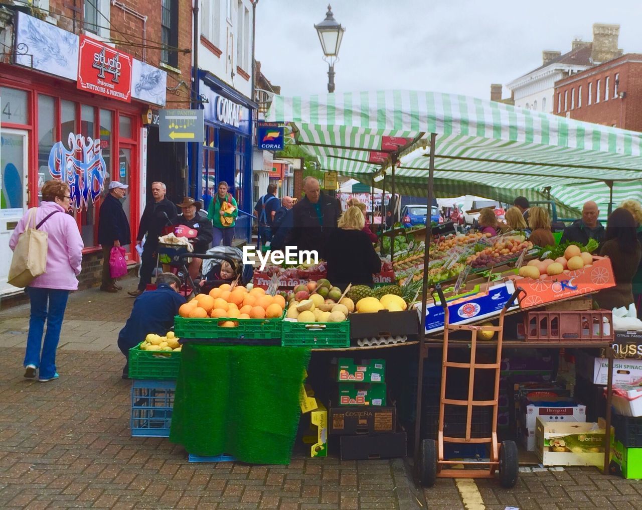 VIEW OF MARKET STALL