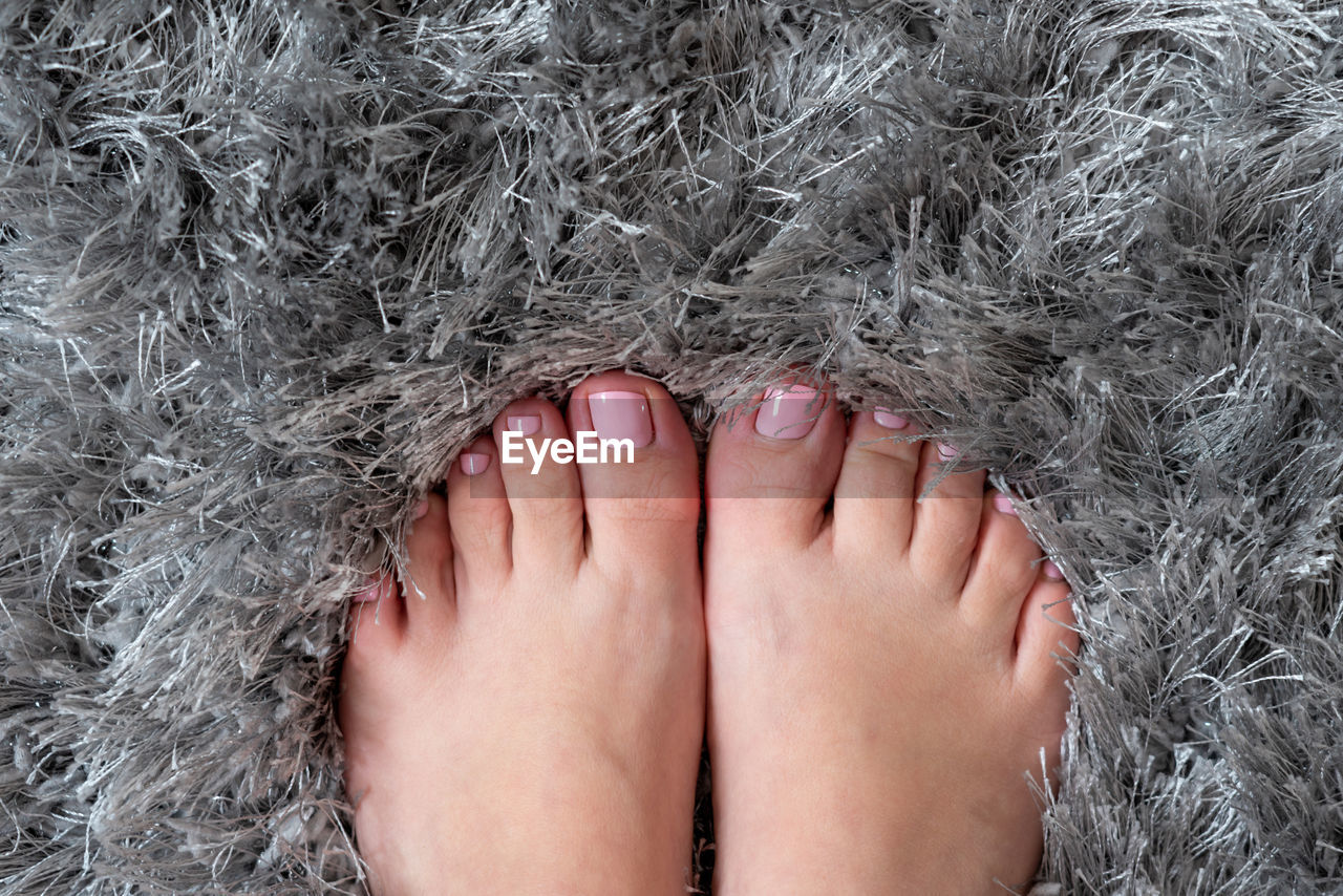 one person, human foot, human leg, low section, barefoot, close-up, nail, lifestyles, adult, directly above, limb, toenail, nature, women, high angle view, nail polish, relaxation, personal perspective, toe, human limb, leisure activity, day