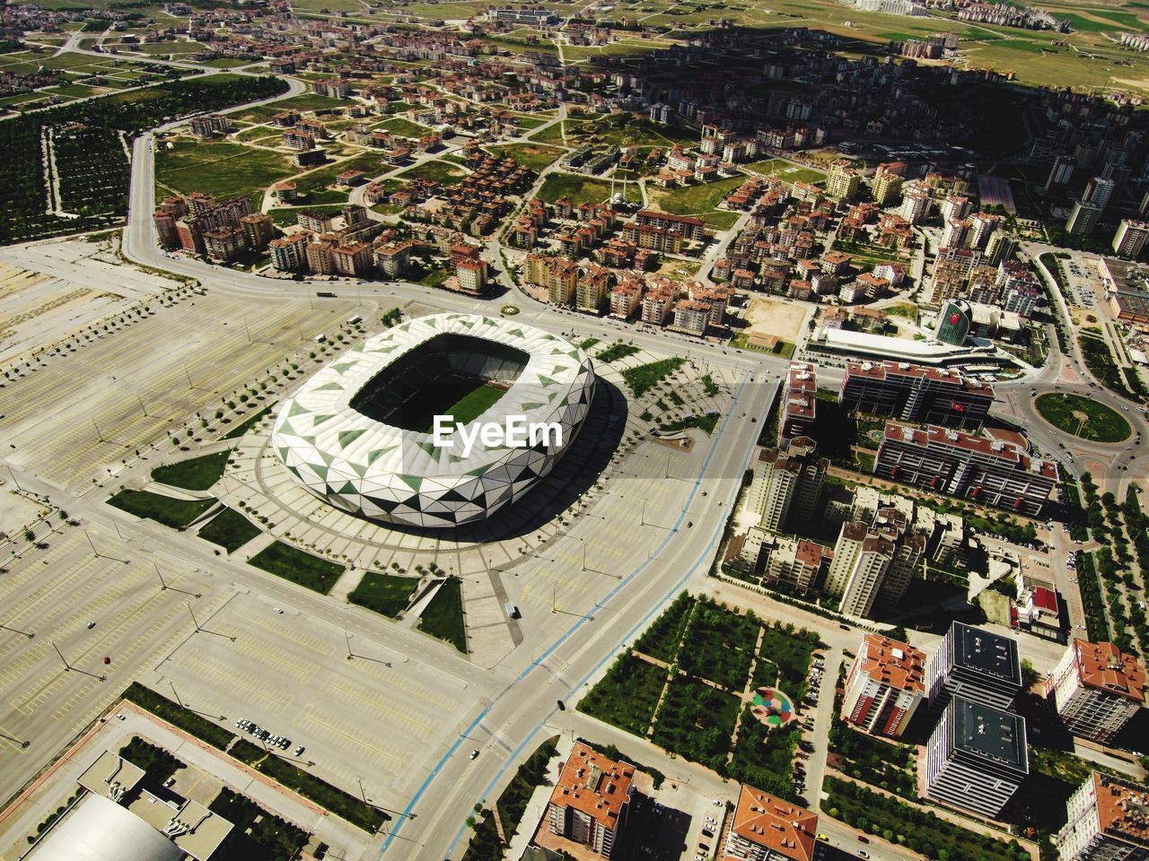 HIGH ANGLE VIEW OF BUILDINGS