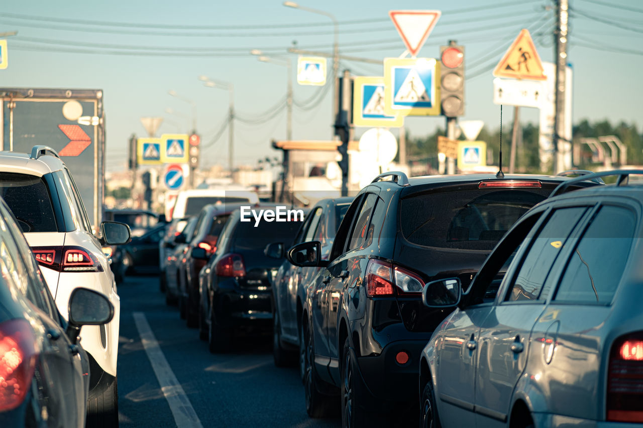 Traffic on city street