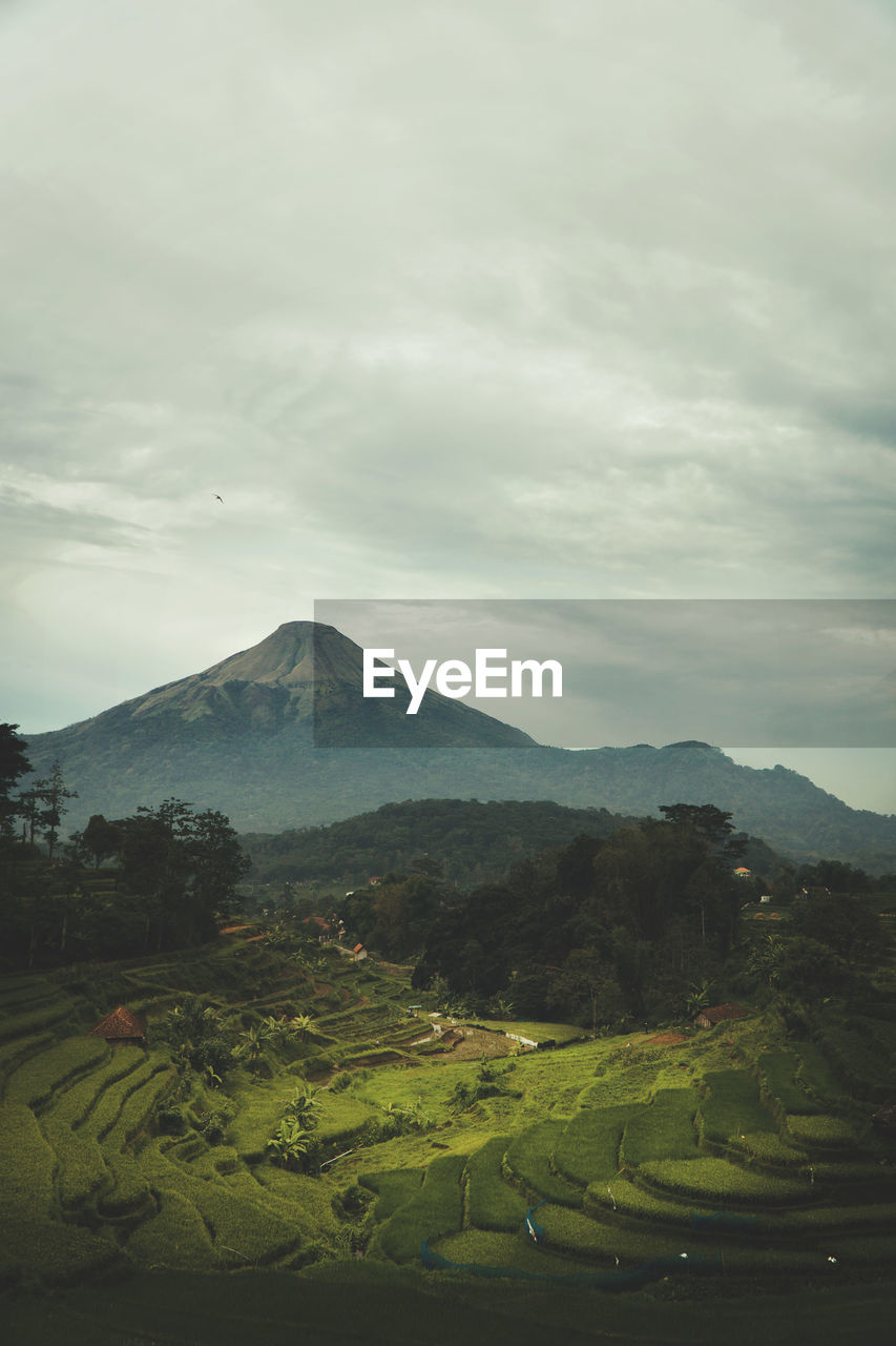 SCENIC VIEW OF VOLCANIC LANDSCAPE AGAINST SKY