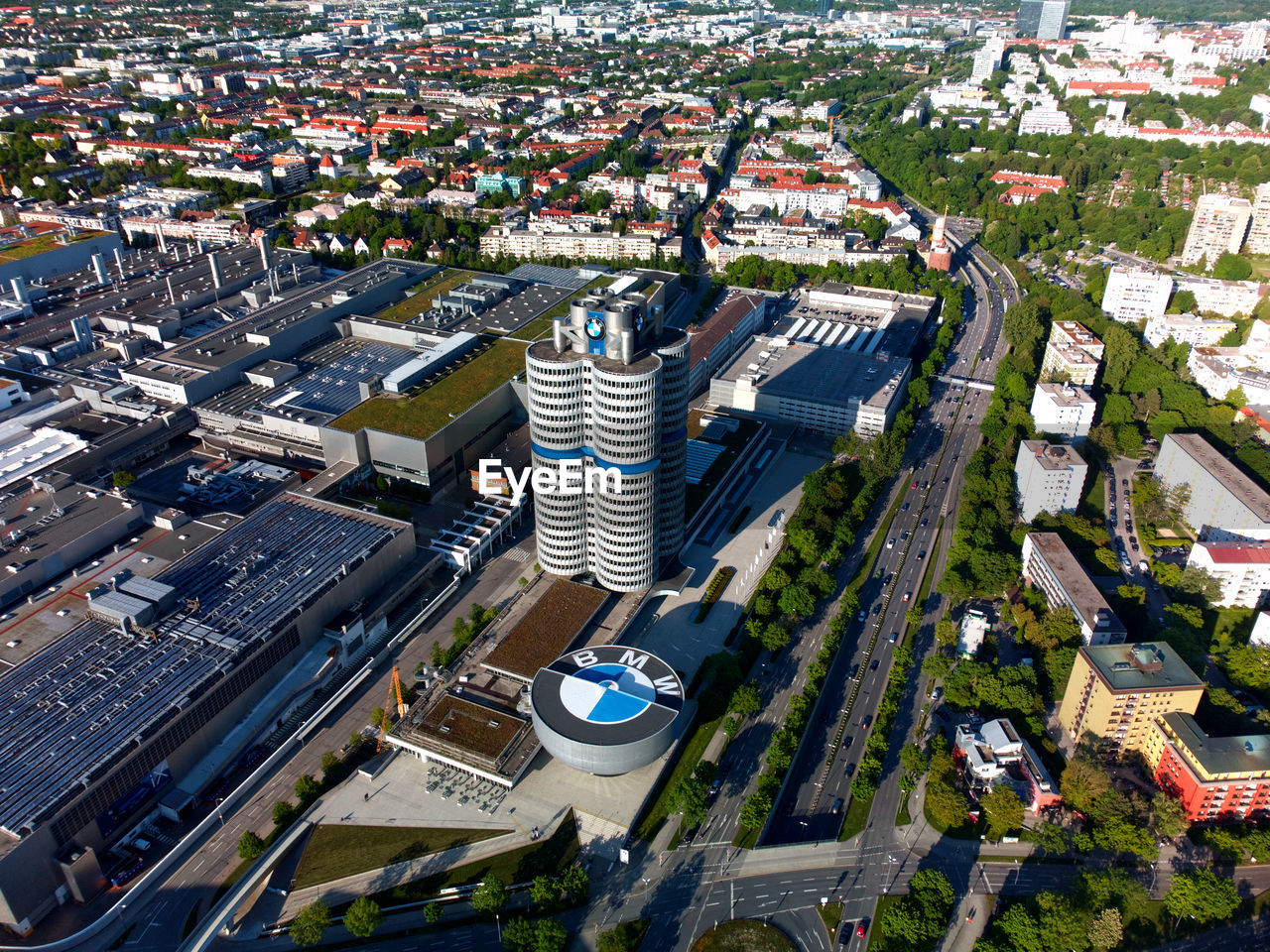 HIGH ANGLE VIEW OF BUILDINGS AND ROAD IN CITY