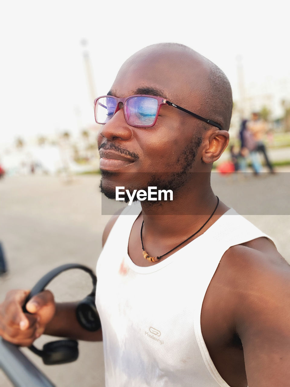 Portrait of young man wearing sunglasses