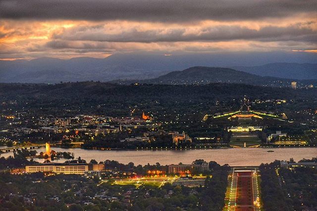 VIEW OF CITYSCAPE AT SUNSET