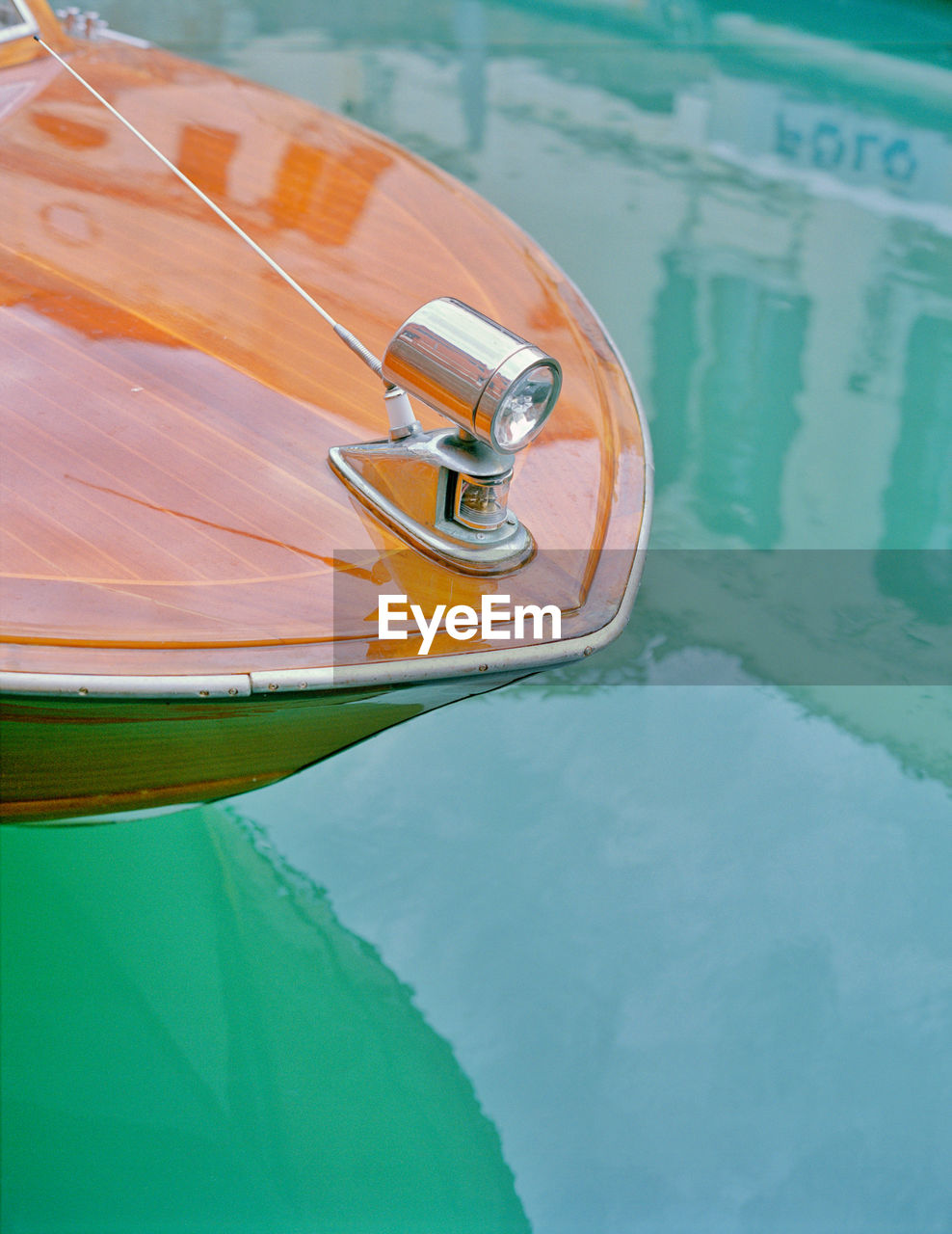 Venezia. emerald water due to less human activity  - covid19 travel restrictions 