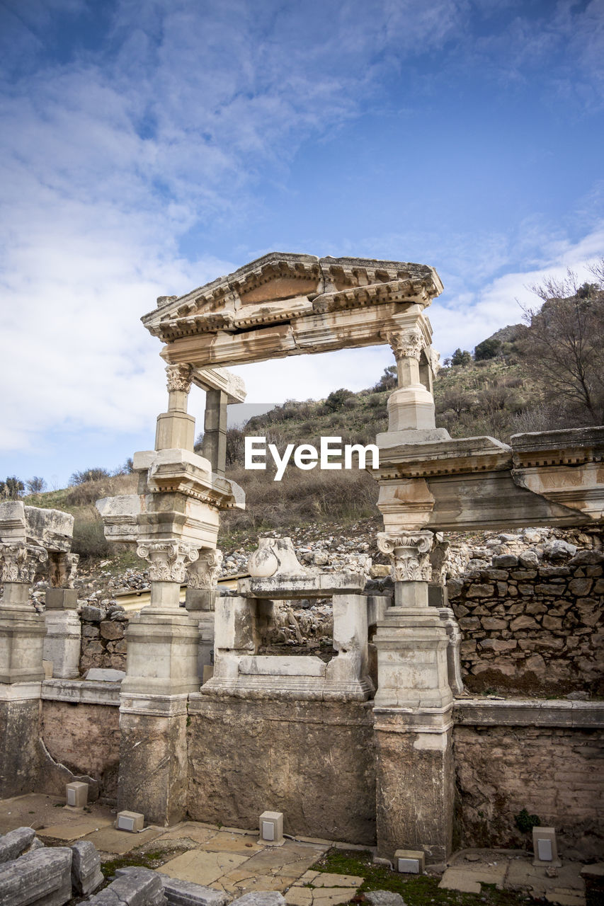 Trajan fountain in the ancient city of ephesus in selcuk, turkey