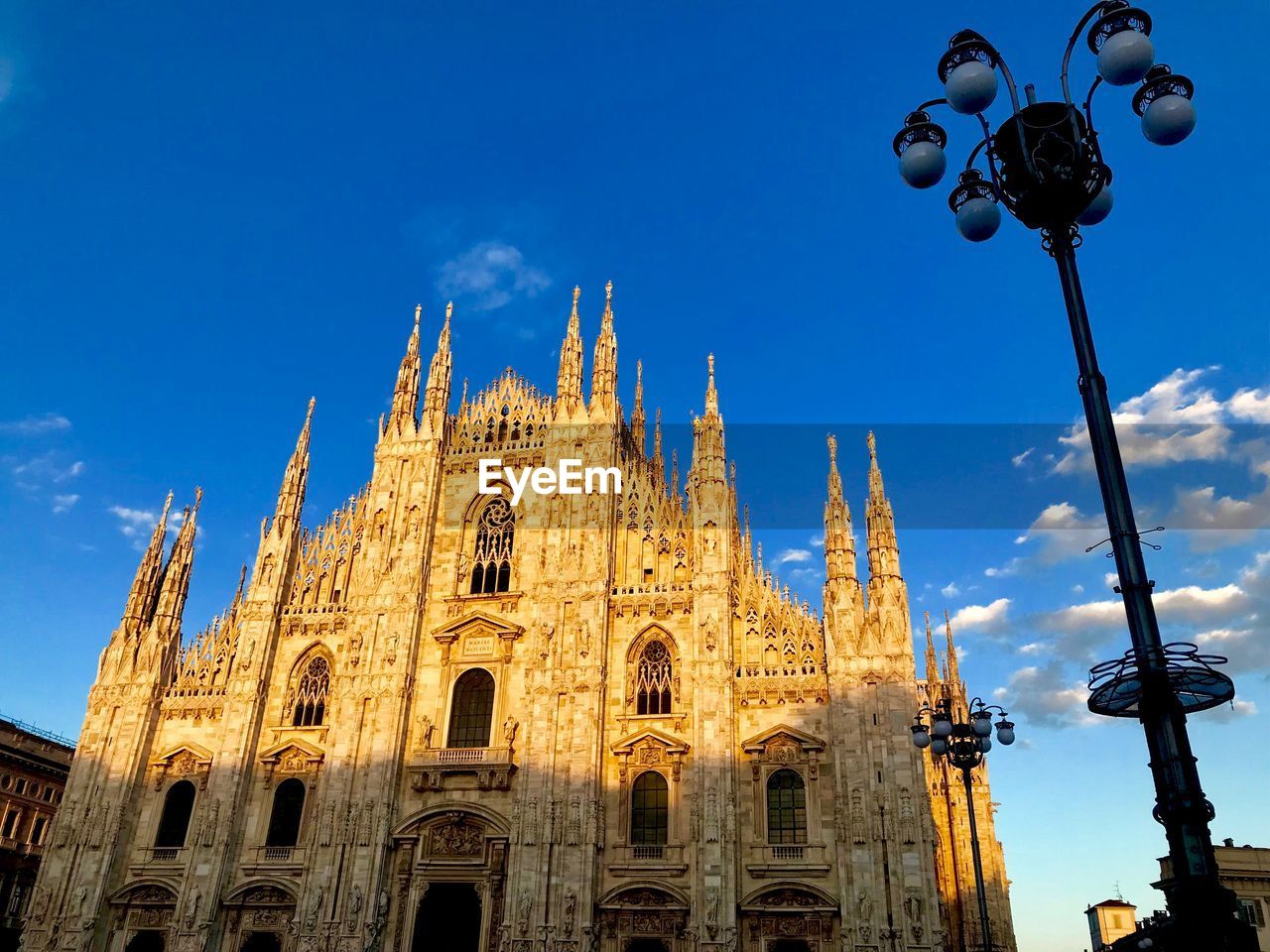 Milano duomo at the sunset