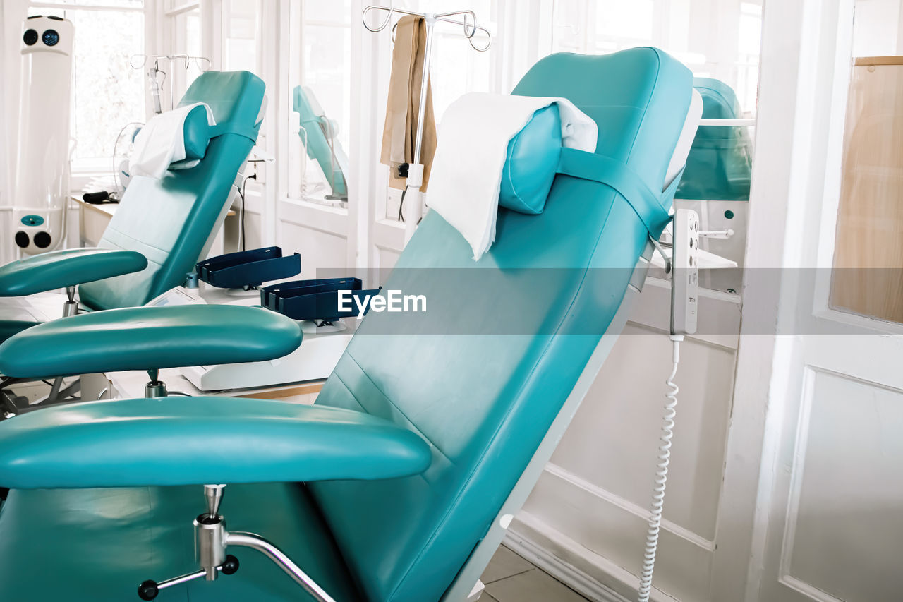 empty seats in clinic