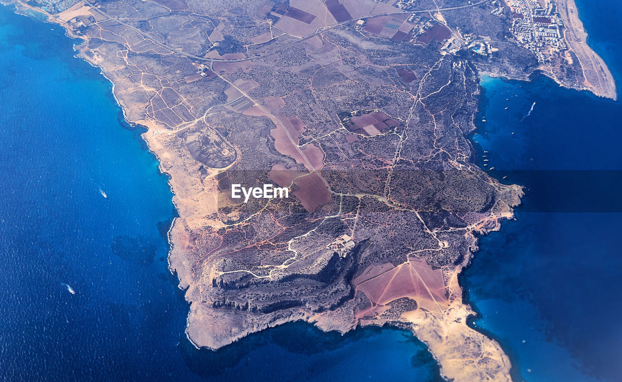 AERIAL VIEW OF SEA WAVES