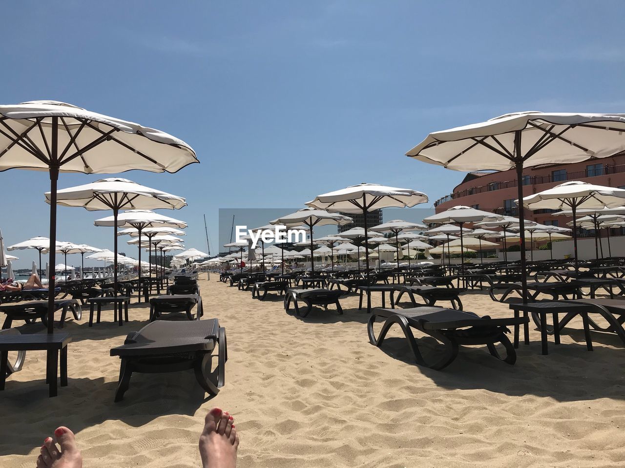 PEOPLE ON BEACH