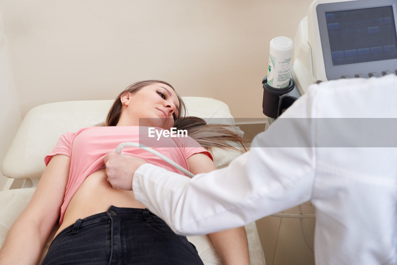 Pregnant woman at gynecologist