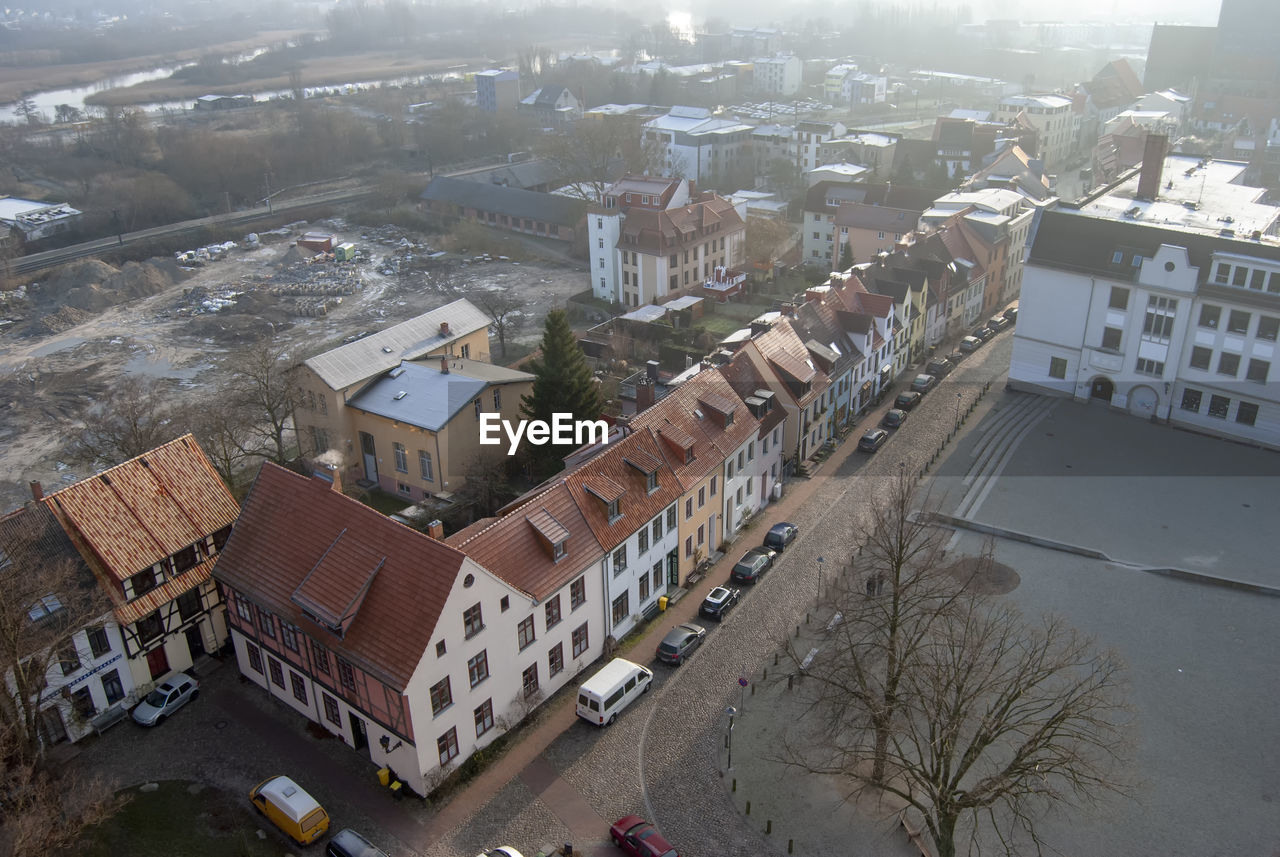 HIGH ANGLE VIEW OF TOWNSCAPE AND CITY