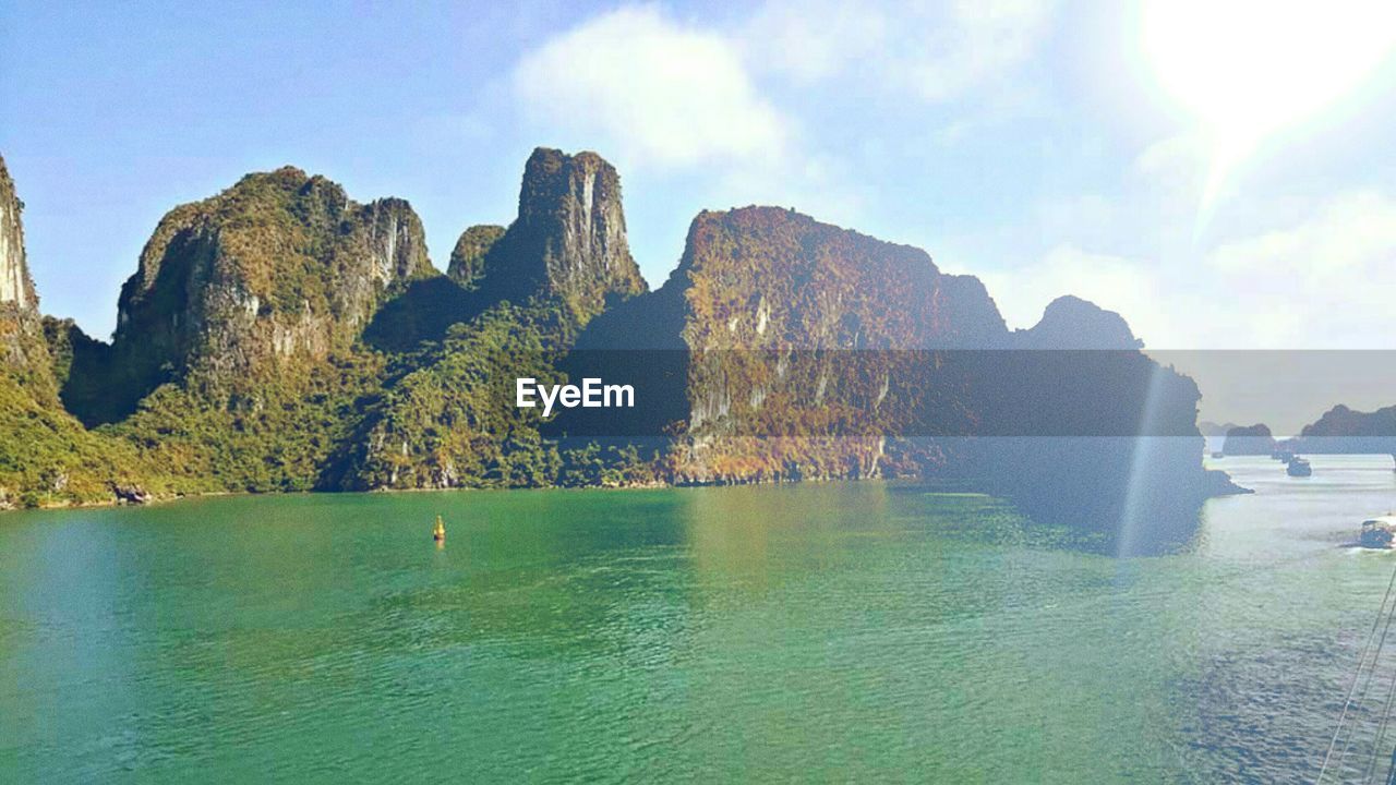 LOW ANGLE VIEW OF WATER AGAINST SKY