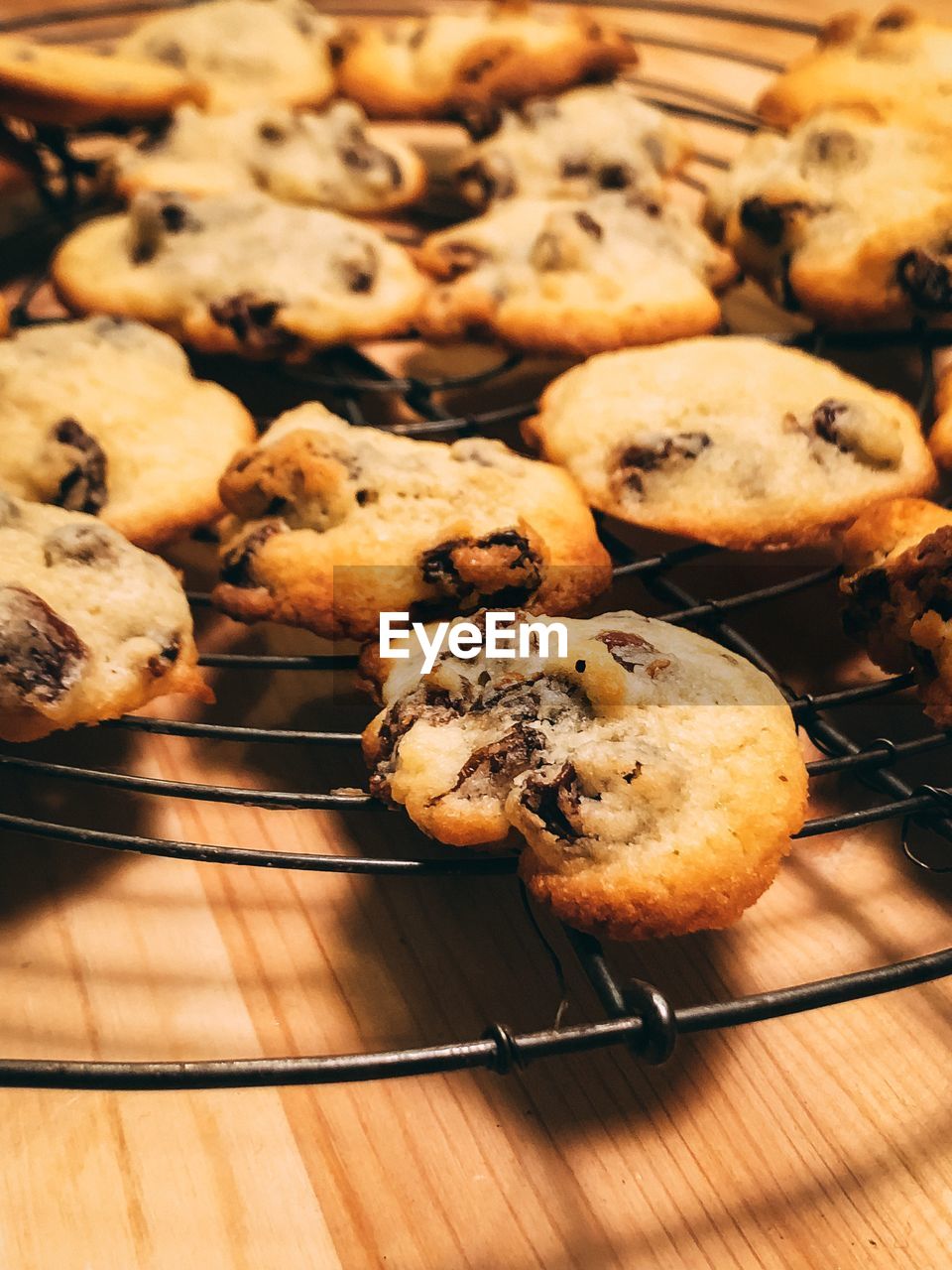 HIGH ANGLE VIEW OF COOKIES IN CONTAINER