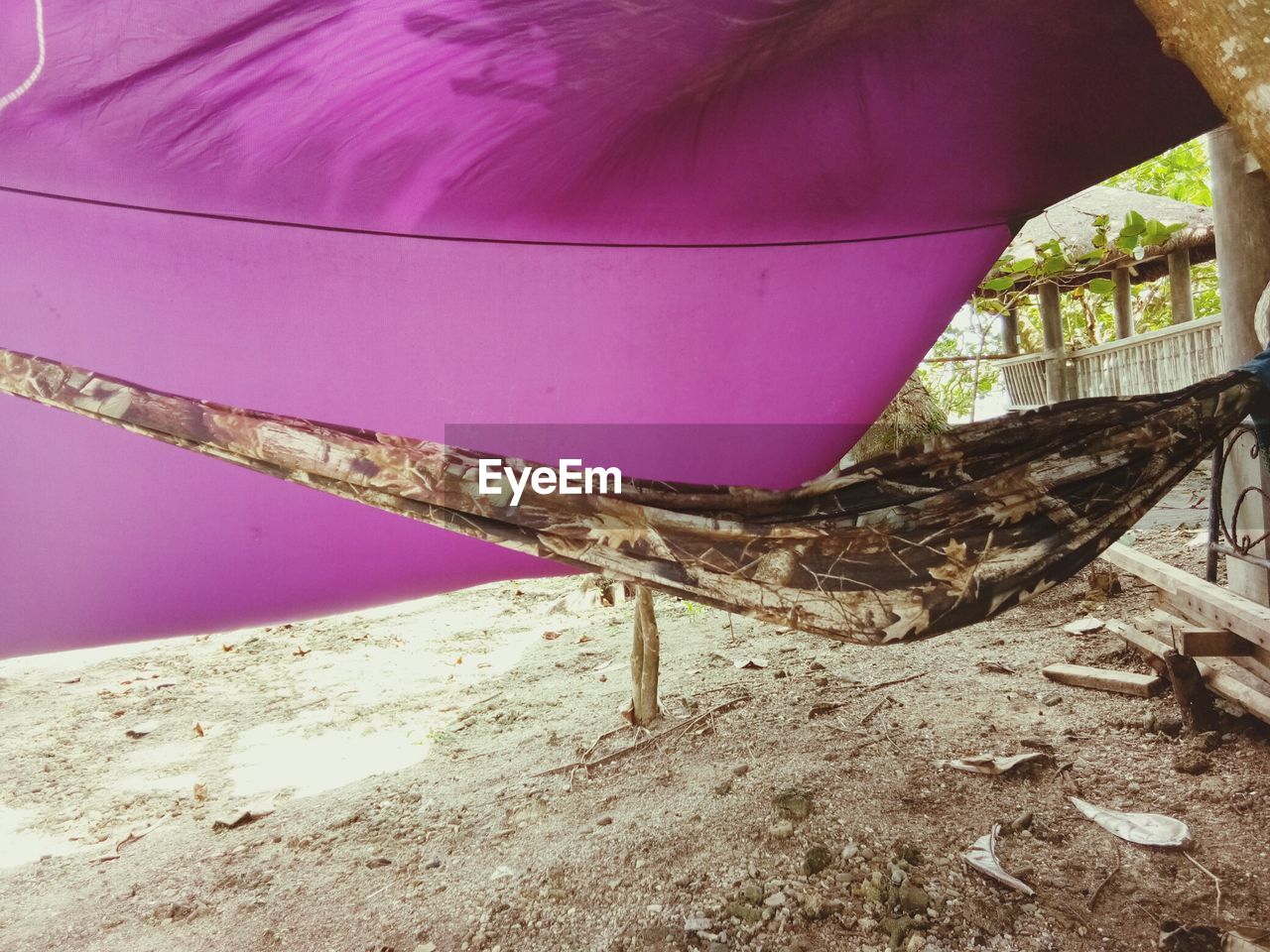 CLOSE-UP OF UMBRELLA