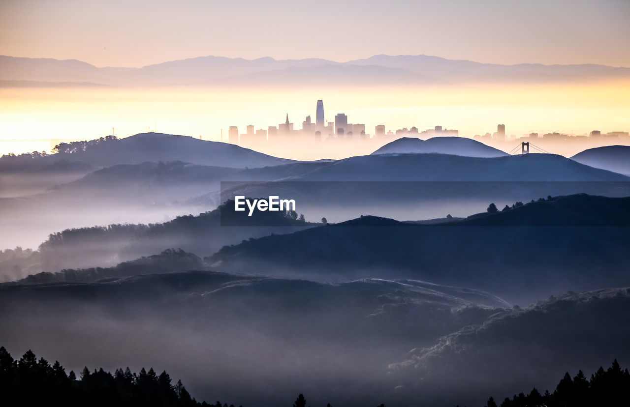 Scenic view of san francisco's silhouette 