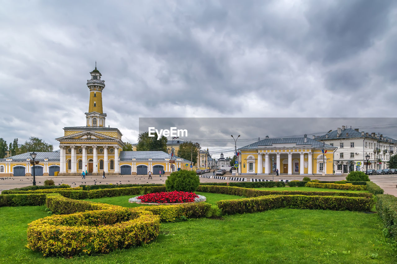 Fire tower and guardhouse on susanin square in kostroma, russia