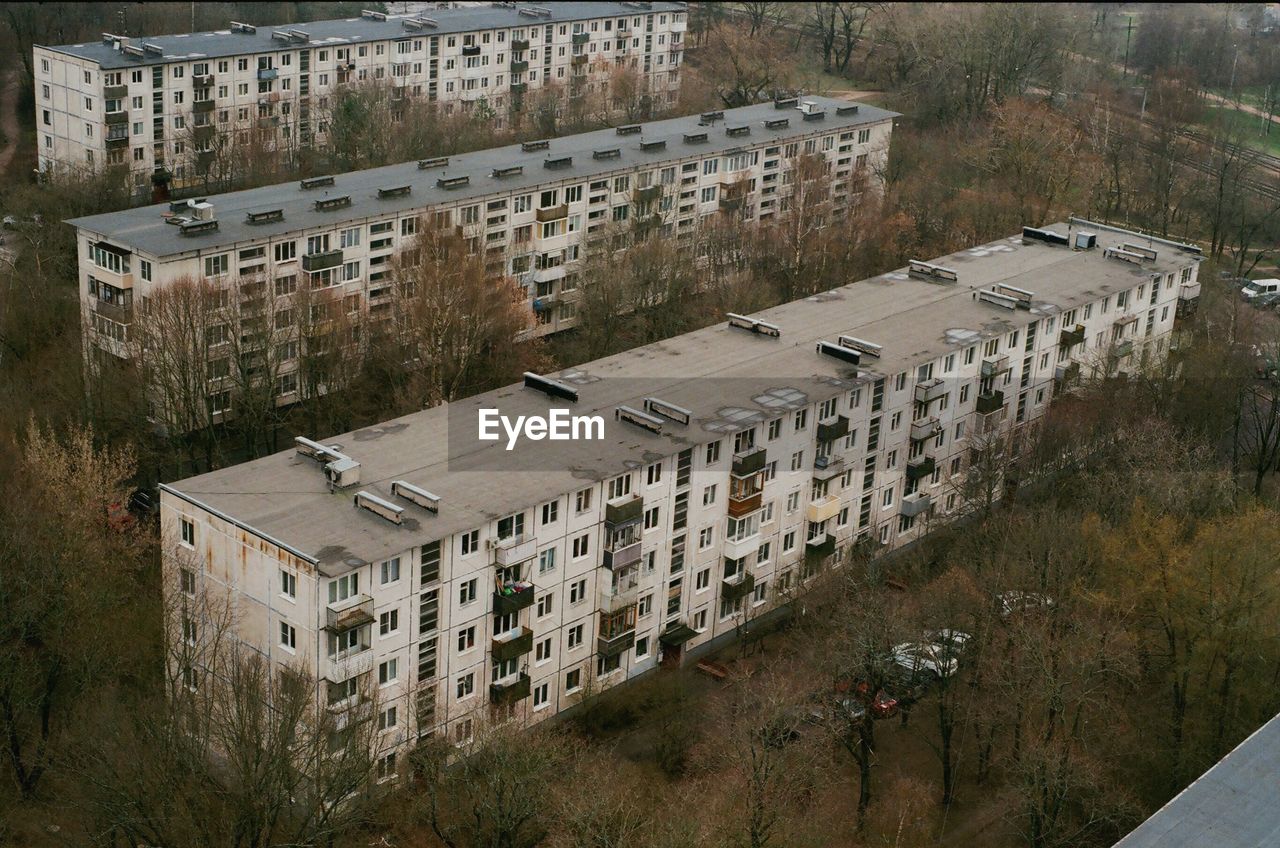 HIGH ANGLE VIEW OF RESIDENTIAL BUILDING