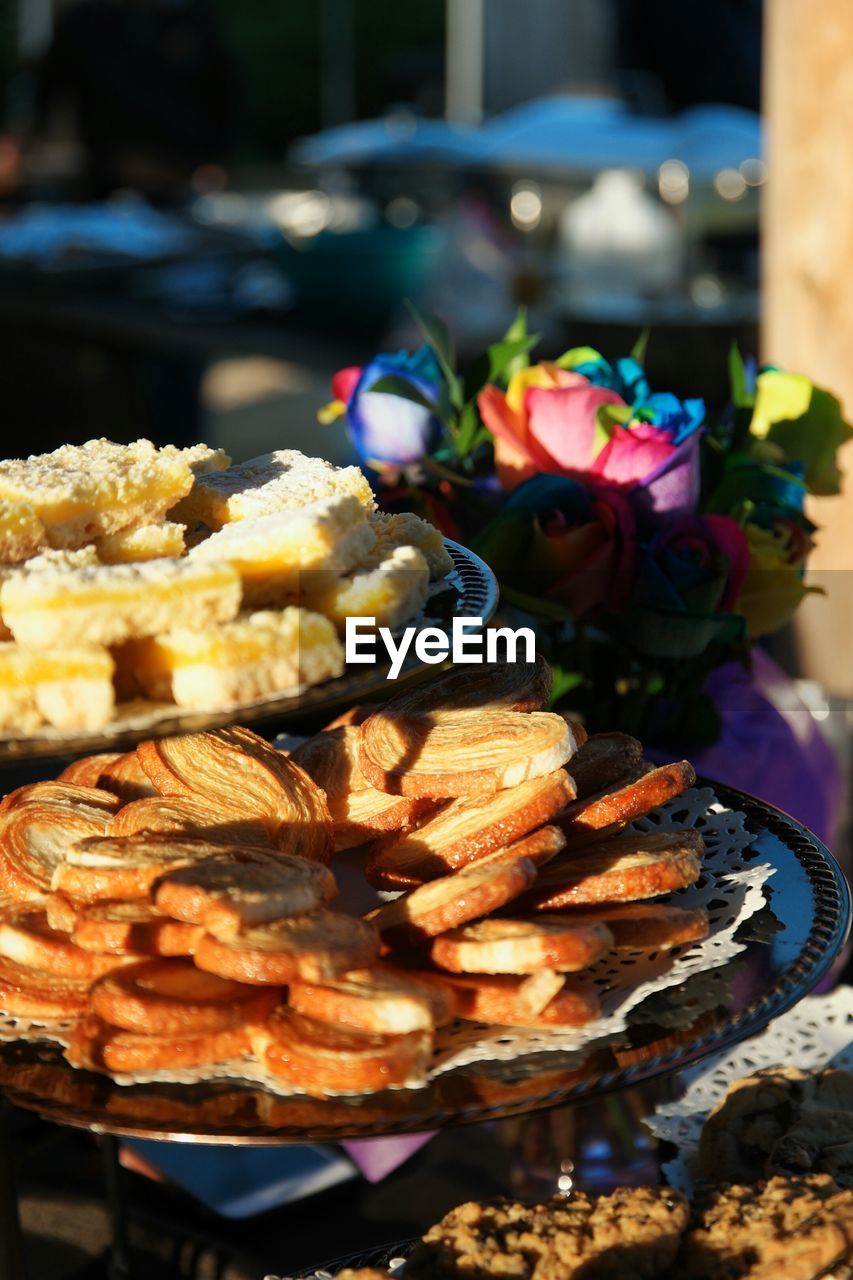 CLOSE-UP OF FOOD SERVED ON TABLE